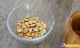 仙人球吃瓜娱乐