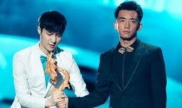 爆料袁弘郑恺备胎视频,揭秘娱乐圈背后的情感纠葛