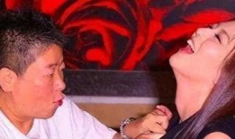 娱乐圈明星爆料扒皮,揭秘明星背后的真实故事